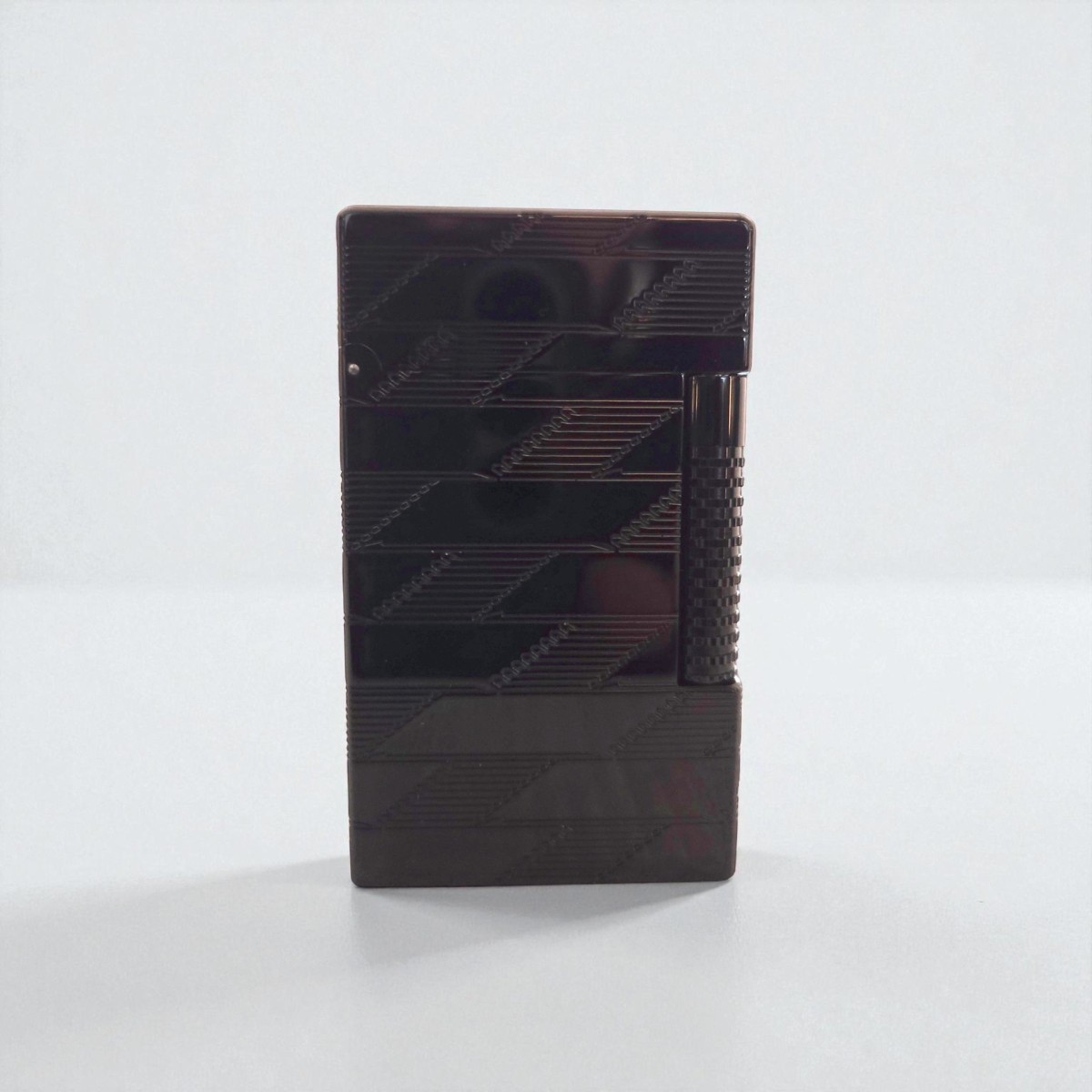 ST DUPONT LIGHTER LE GRAND NOIR GUILLOCHÉ — Rhein 1905