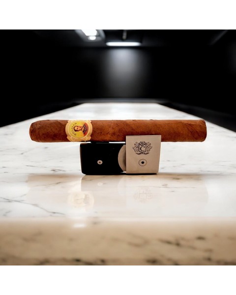 BOLIVAR PETIT CORONA STICK — Rhein 1905