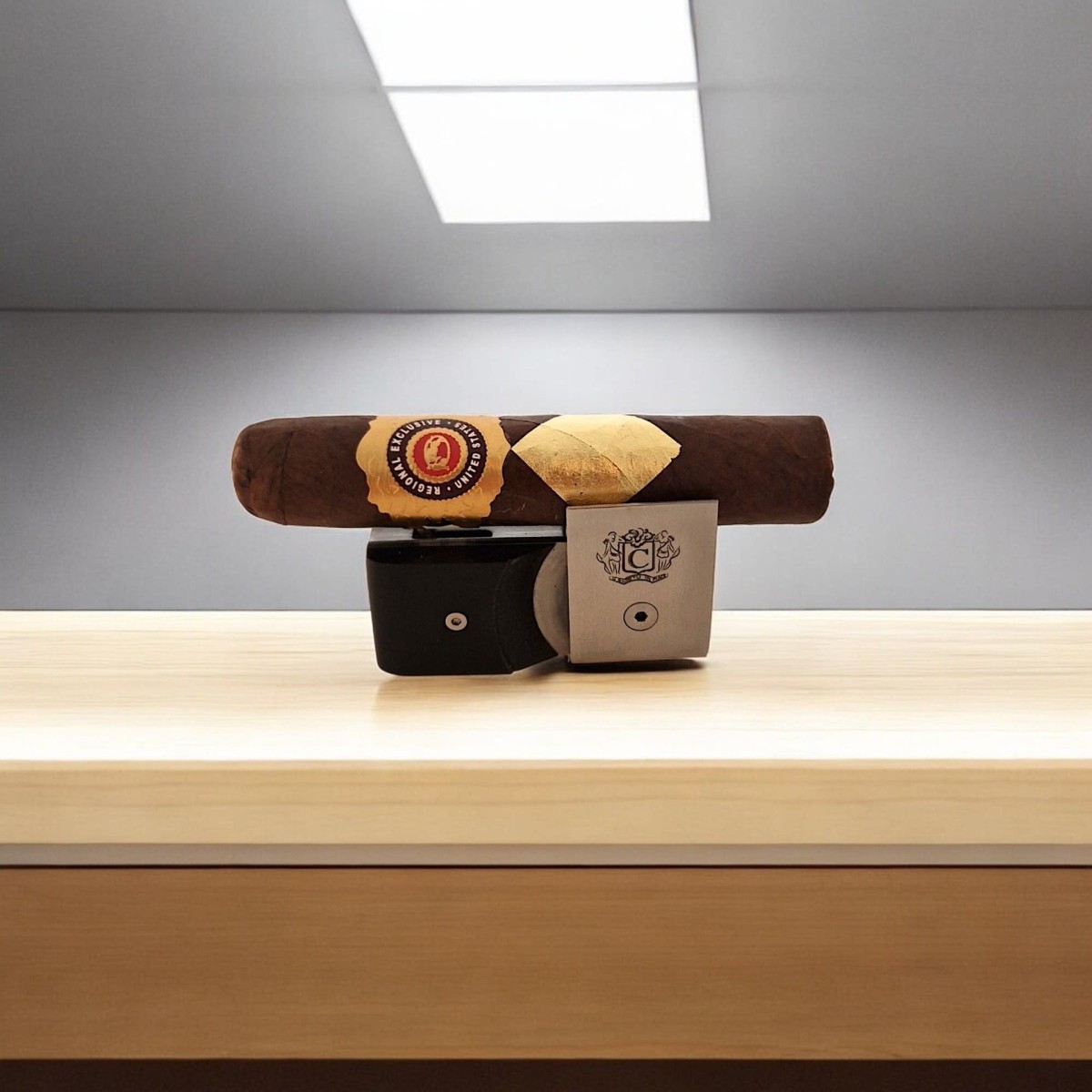 CAVALIER DE GENEVE - BLACK I PETIT ROBUSTO — Rhein 1905