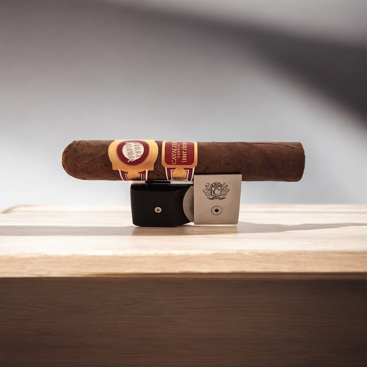 CAVALIER DE GENEVE - DOMAINE ROUGE ROBUSTO GRANDE — Rhein 1905