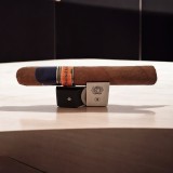 CAVALIER GENEVE EDICION LIMITADA 2022 TORO EXTRA — Rhein 1905
