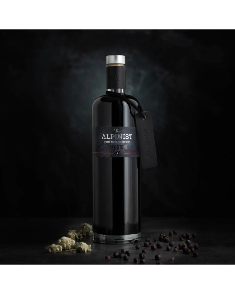 ALPINIST GRAPPA GIN BLACK LIMITED EDITION — Rhein 1905