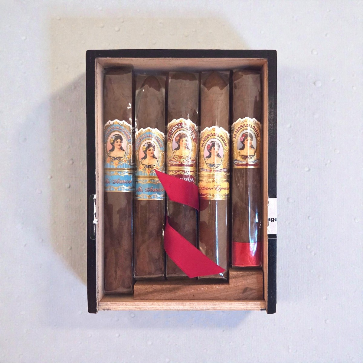 LA AROMA DEL CARIBE 5 CIGAR SAMPLER — Rhein 1905