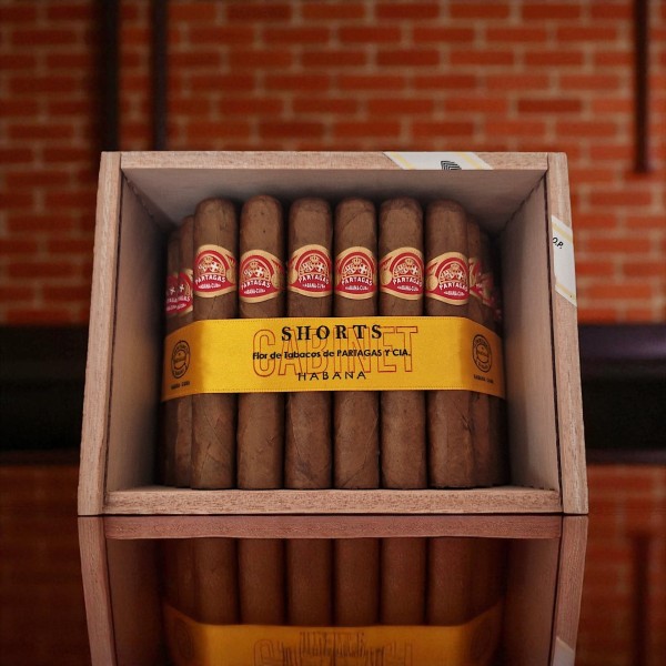 PARTAGAS SHORTS CAB 50'S — Rhein 1905