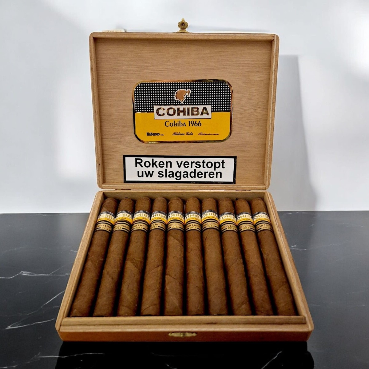 COHIBA 1966 EL 2011 FULL BOX 10'S — Rhein 1905