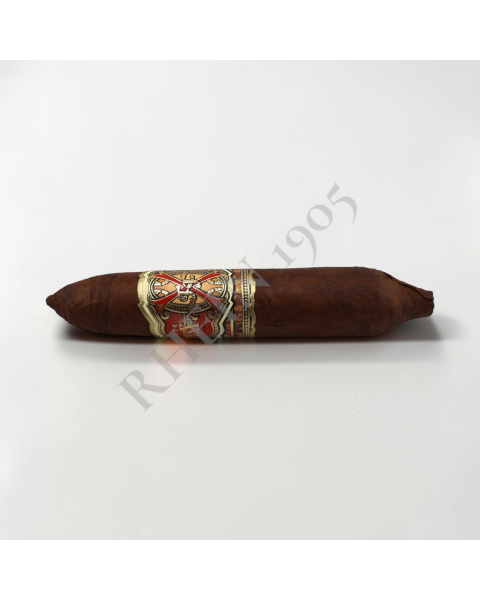 ARTURO FUENTE FFOX LOVE AFFAIR — Rhein 1905