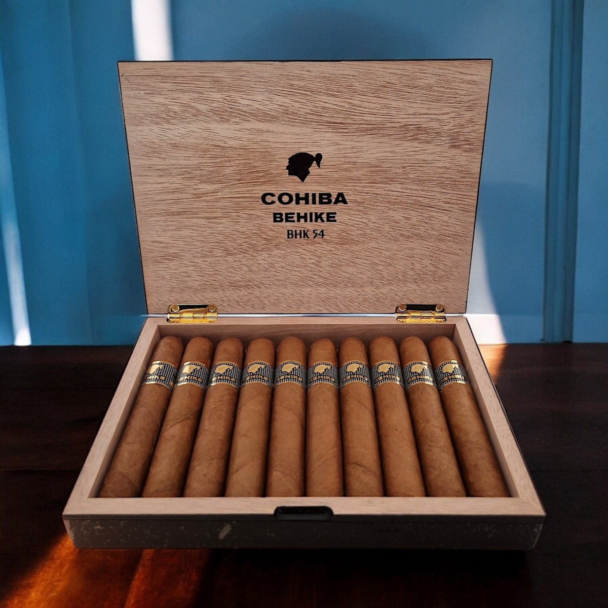 COHIBA BEHIKE 54 FULL BOX 10'S — Rhein 1905