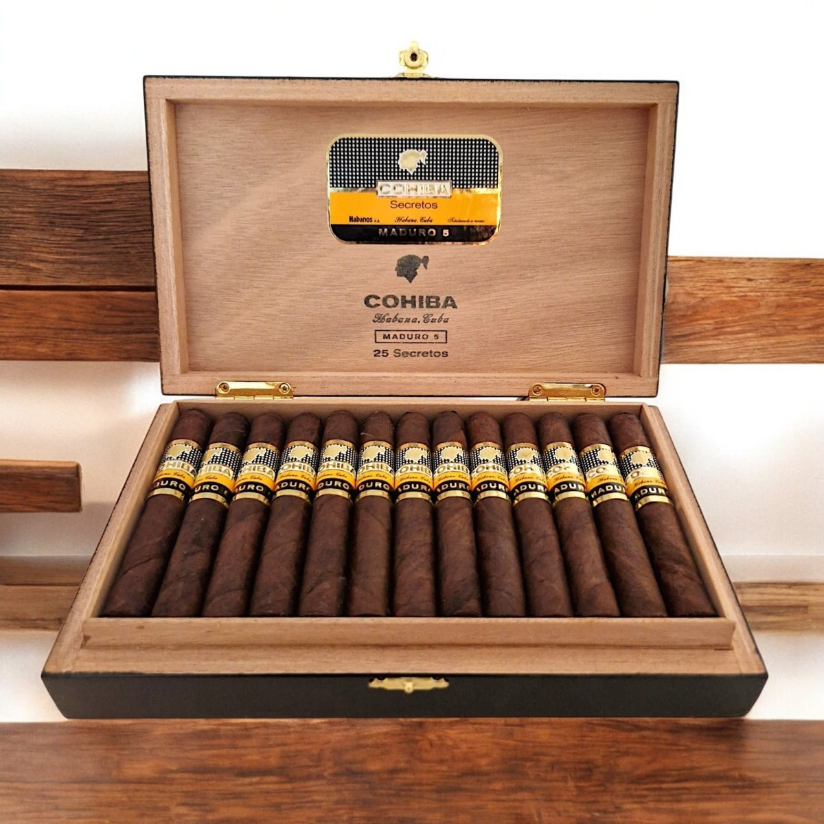 COHIBA MADURO 5 SECRETOS - FULL BOX 25'S — Rhein 1905
