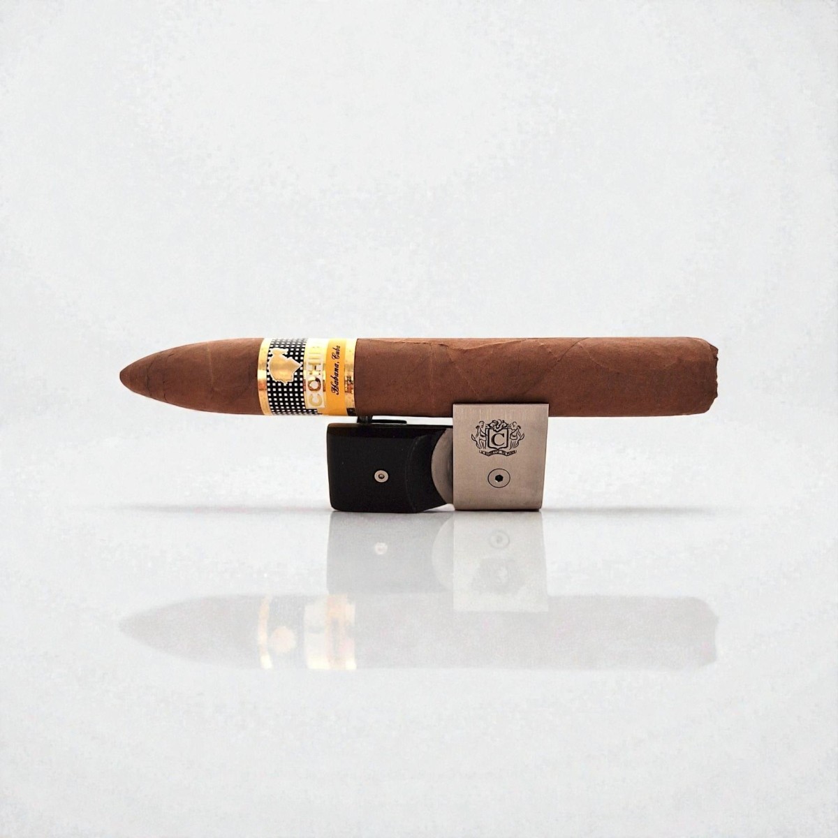 COHIBA PIRAMIDES EXTRA - UNIT — Rhein 1905