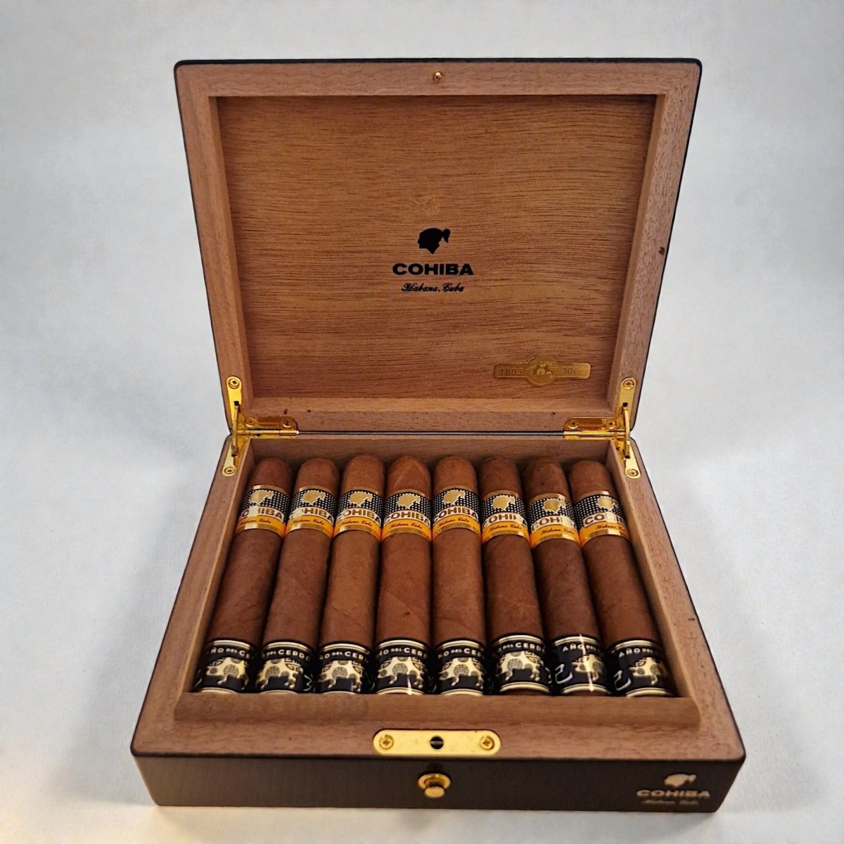 COHIBA ROBUSTO 8+8 AÑO DEL CERDO - FULL BOX — Rhein 1905
