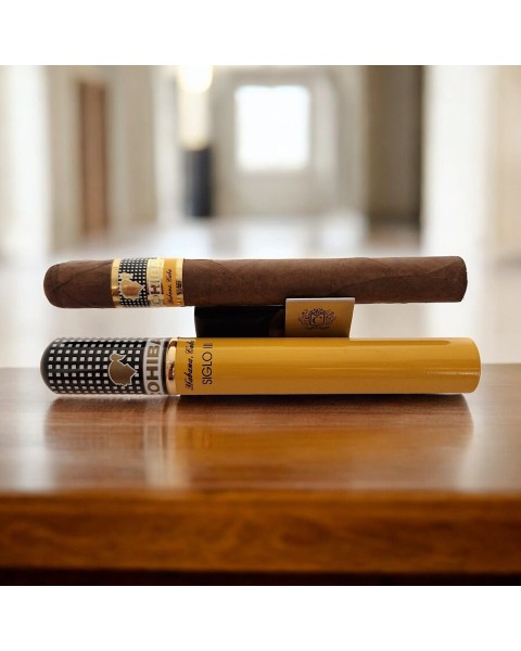 COHIBA SIGLO III TUBOS CARDBOX /3 — Rhein 1905