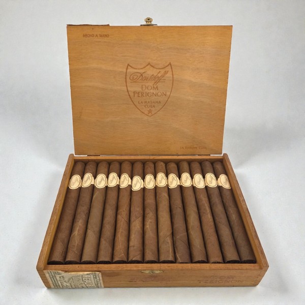 DAVIDOFF DON PERIGNON BOX 25'S — Rhein 1905