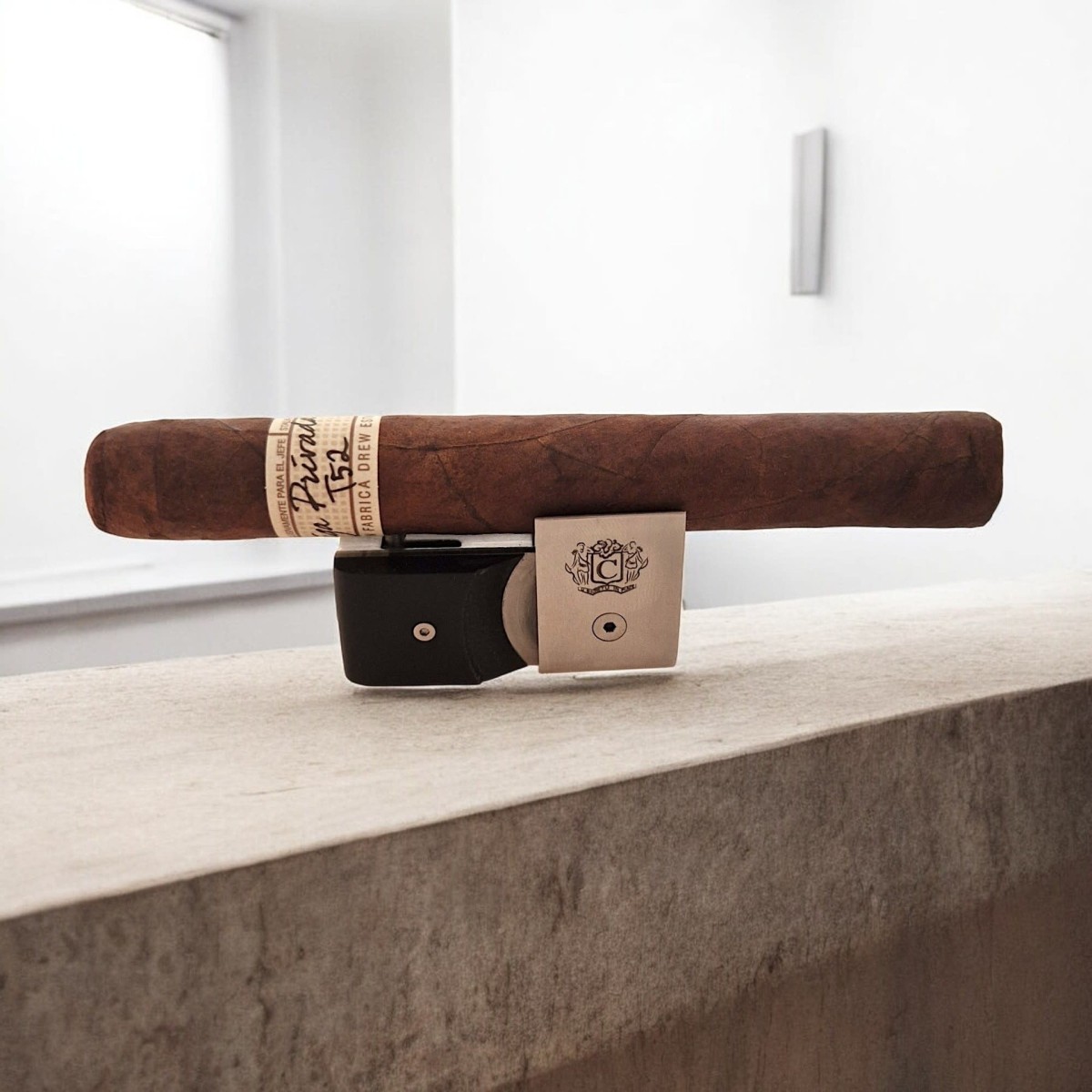 DREW ESTATE LIGA PRIVADA T52 TORO — Rhein 1905