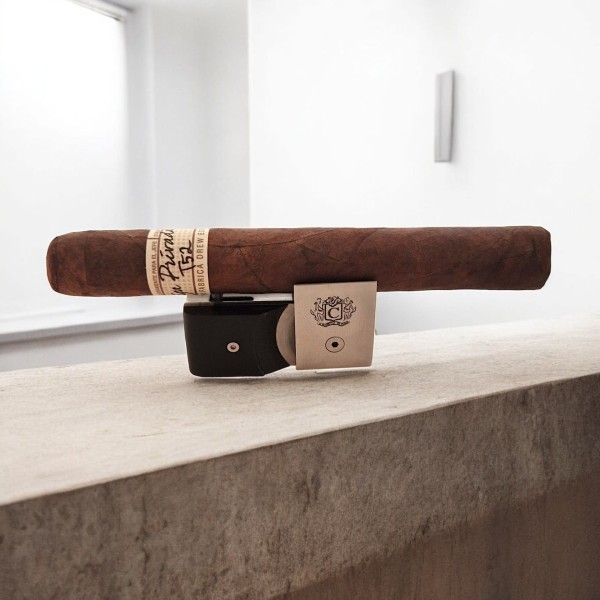 DREW ESTATE LIGA PRIVADA T52 TORO — Rhein 1905