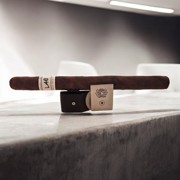 DREW ESTATE LIGA PRIVADA UNICO  L40 — Rhein 1905