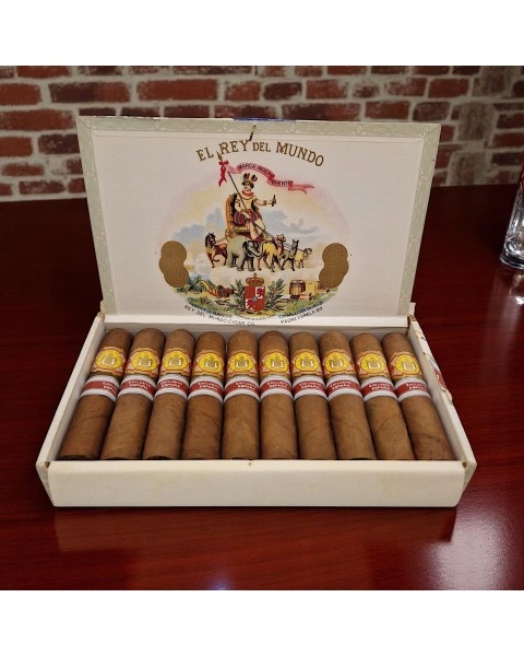 EL REY DEL MUNDO PETIT ROBUSTOS ER ESPANA 2015 - BOX 10'S — Rhein 1905
