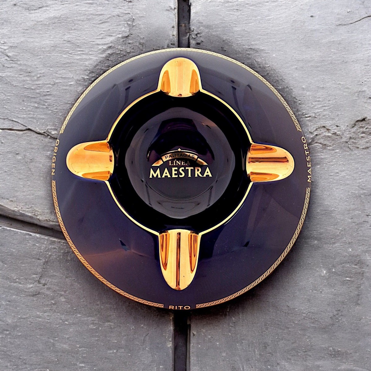 ASHTRAY PARTAGAS LINEA MAESTRA — Rhein 1905