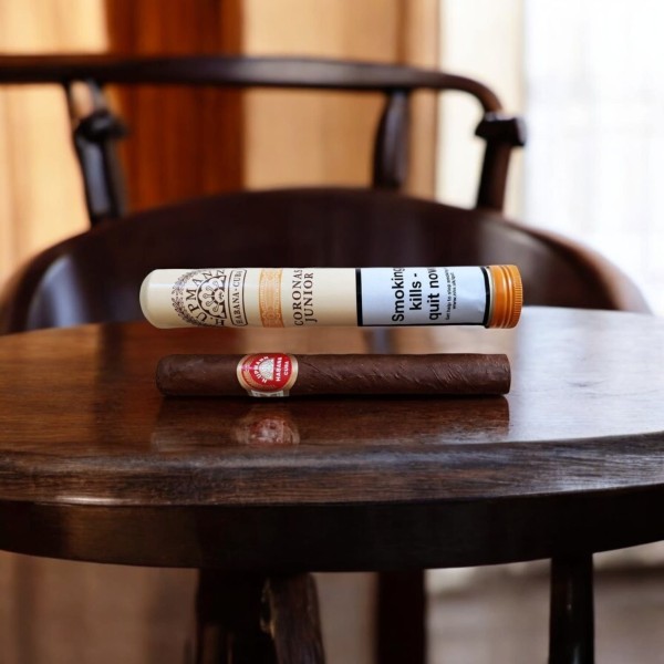 H. UPMANN CORONA JUNIOR TUBOS — Rhein 1905