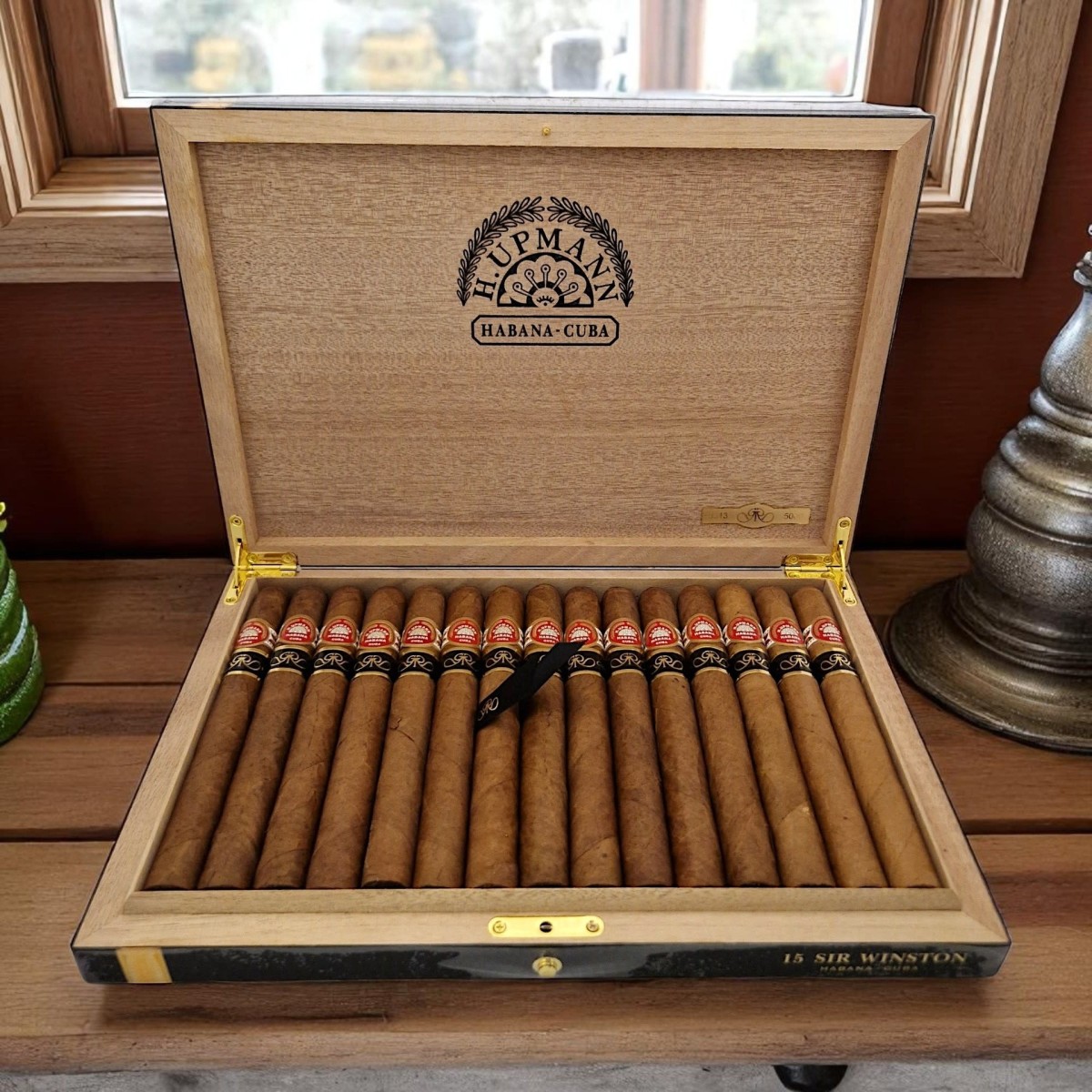 H. UPMANN SIR WINSTON GRAN RESERVA - BOX 15'S — Rhein 1905