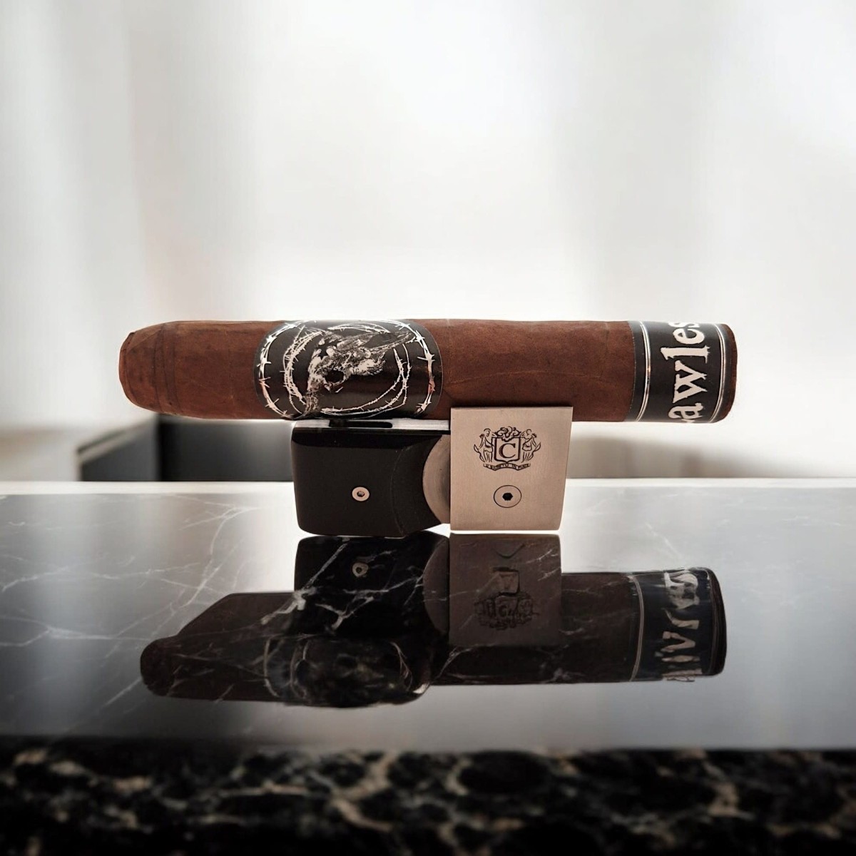 BLACK  LABEL LAWLESS ROBUSTO 5X54 — Rhein 1905