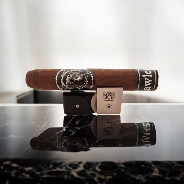 BLACK  LABEL LAWLESS ROBUSTO 5X54 — Rhein 1905