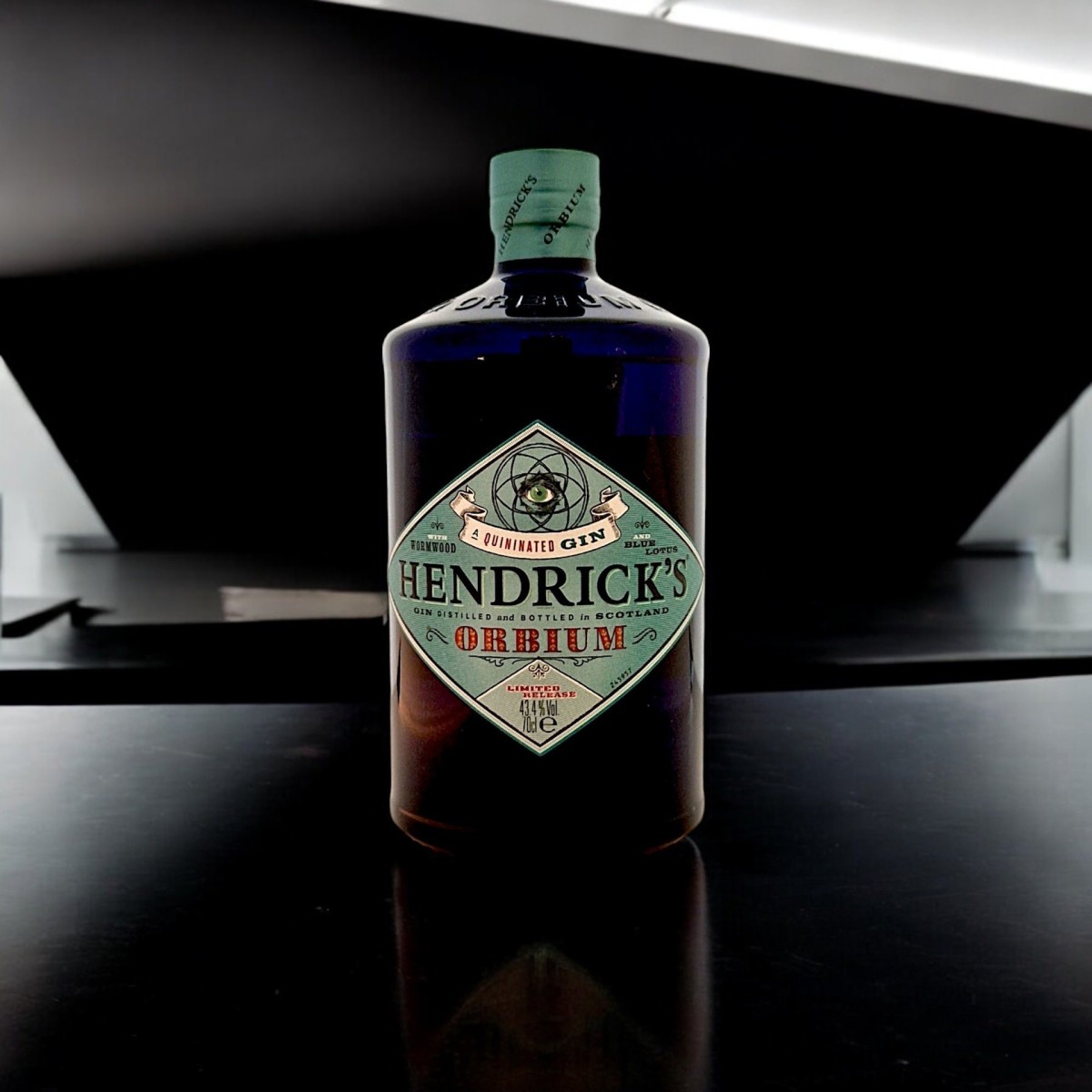 HENDRICK'S GIN ORBIUM LIMITED EDITION — Rhein 1905