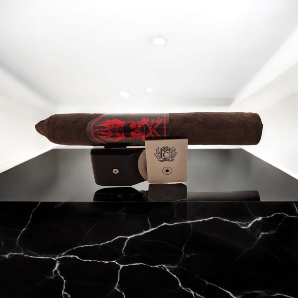 BLACK LABEL  BISHOPS BLEND ROBUSTO — Rhein 1905