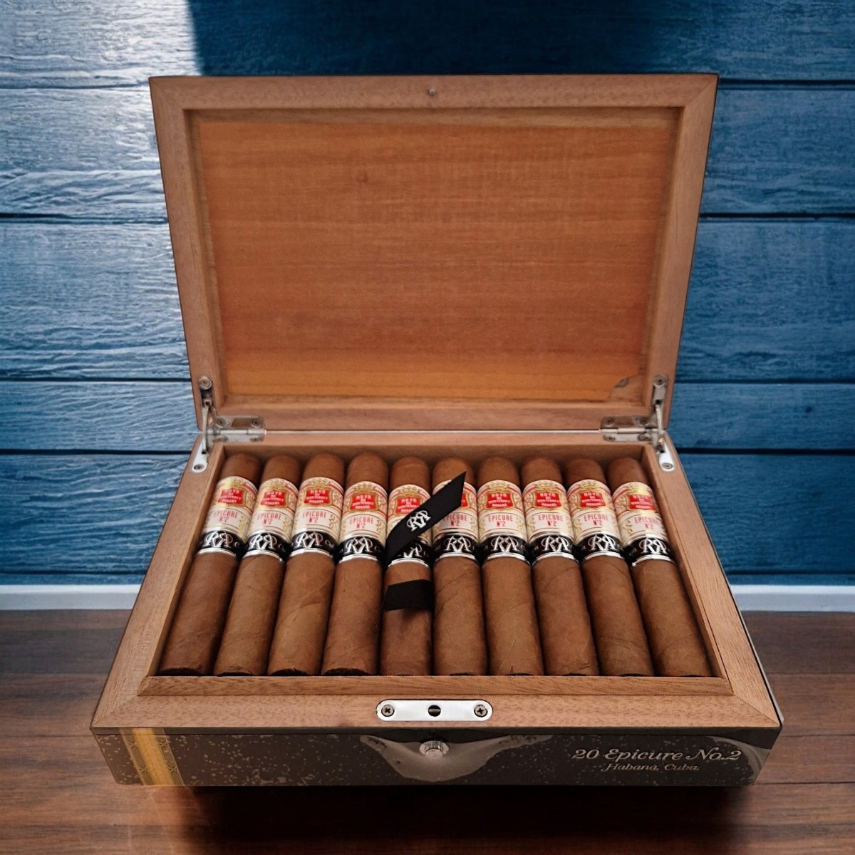 HOYO DE MONTERREY RESERVA EPICURE 2 RESERVA COSECHA 2012 FULL BOX 20's — Rhein 1905