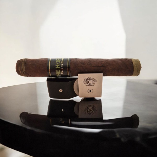 BLACK LABEL  GREEN HORNET ROBUSTO — Rhein 1905