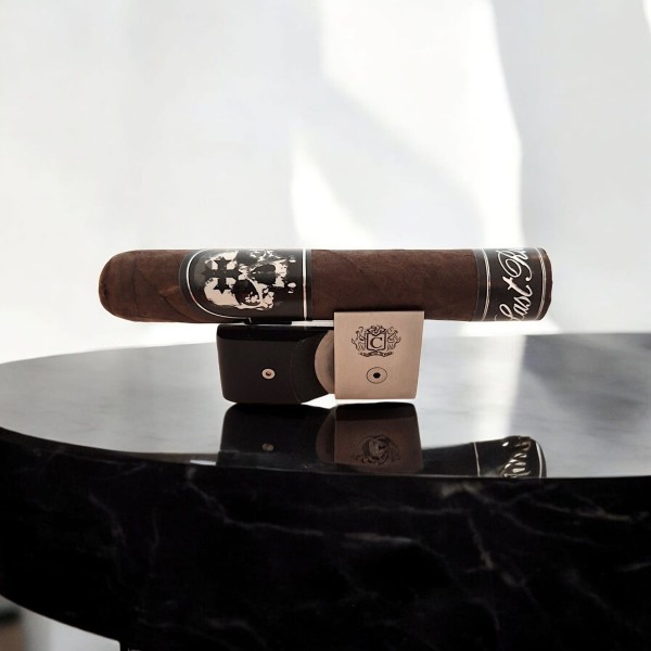 BLACK LABEL  LAST RITES ROBUSTO — Rhein 1905