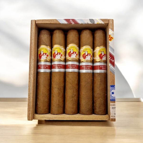 LA GLORIA CUBANA INVICTOS ER ITALIA - FULL BOX 10'S — Rhein 1905