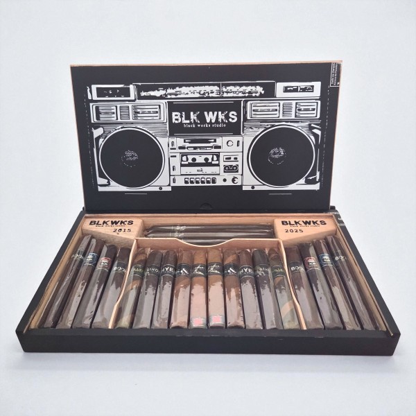 BLACK LABEL BOOMBOX 2015/2025 LIMITED — Rhein 1905