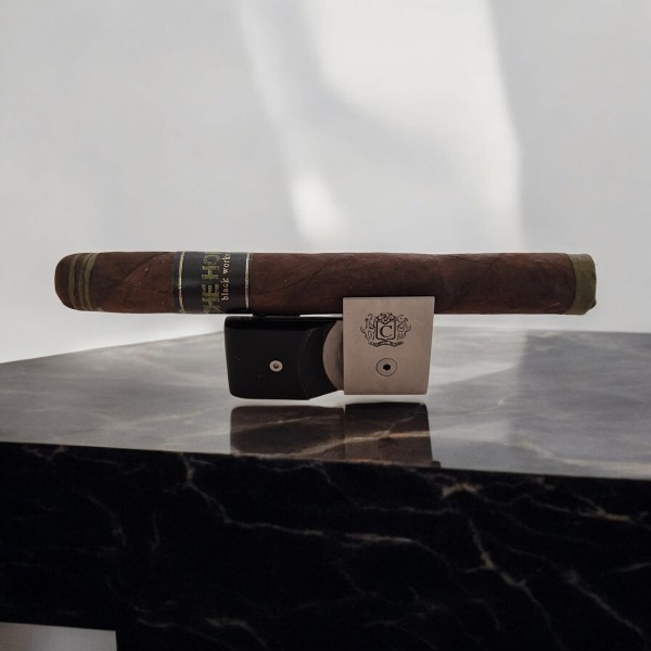 BLACK LABEL HORNET CORONA LARGA — Rhein 1905