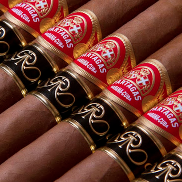 PARTAGAS LUSITANIAS GRAN RESERVA / 15'S — Rhein 1905