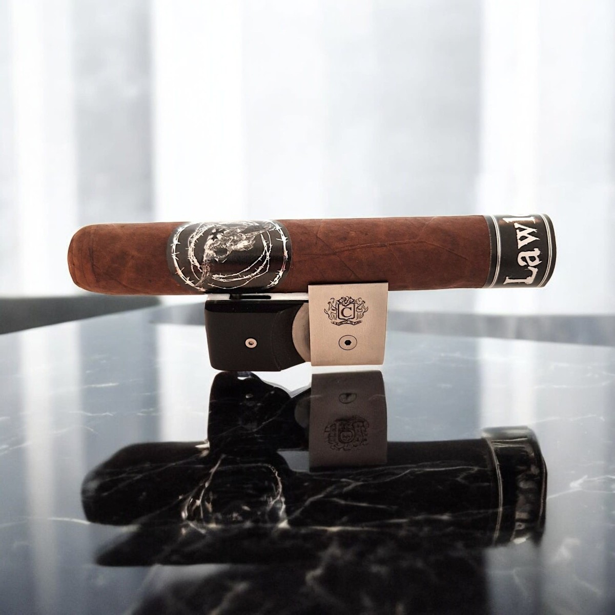 BLACK LABEL LAWLESS GRAN TORO 6X60 — Rhein 1905