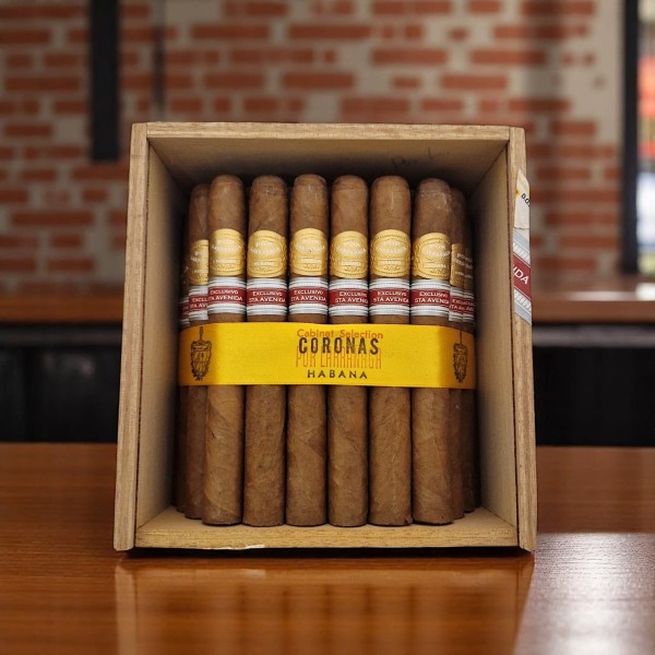 POR LARRANAGA CORONAS ER 5TH AVENIDA 2017 - CAB 50'S — Rhein 1905