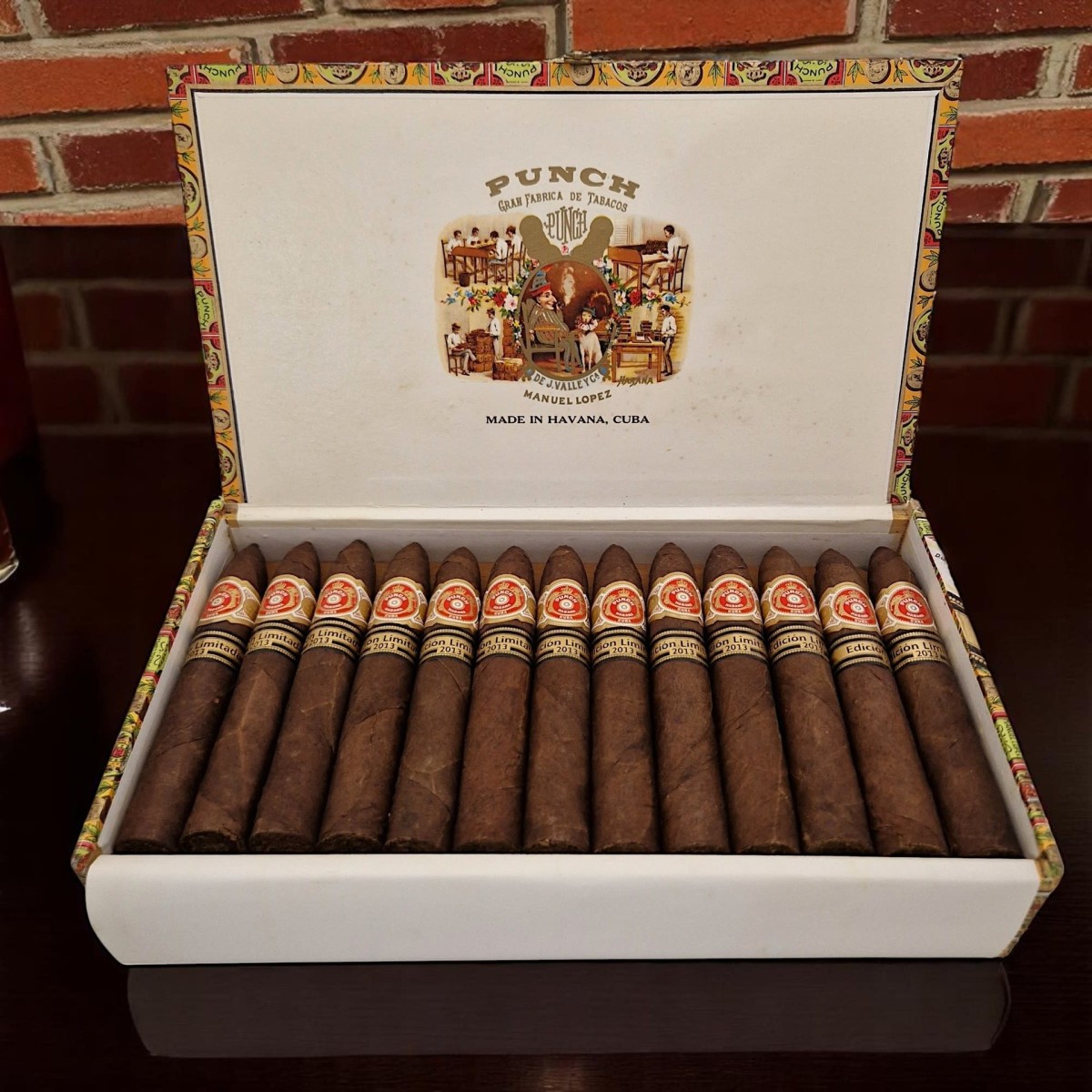 RAMON ALLONES ALLONES EXTRA EL 2011 / 25'S — Rhein 1905