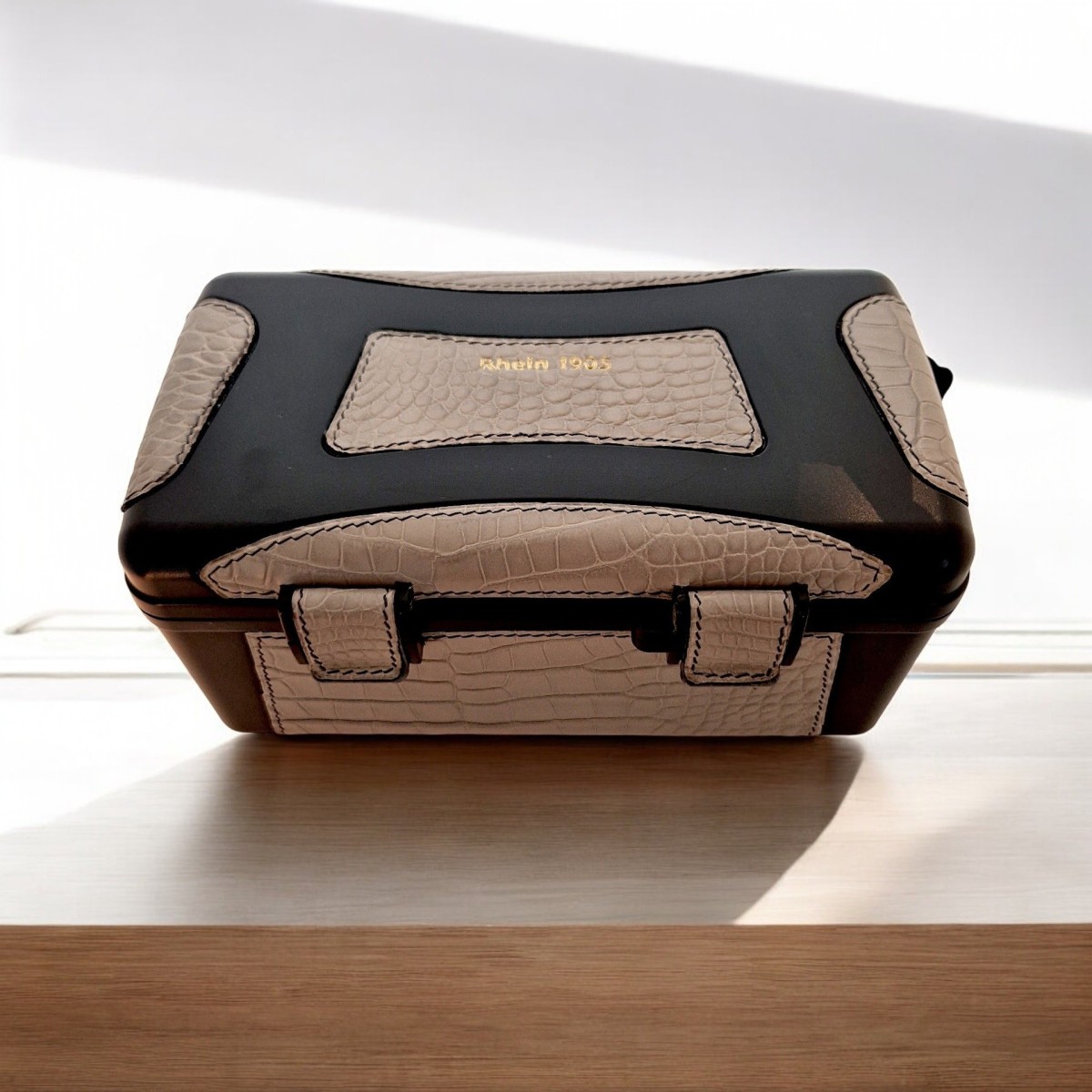 RHEIN CIGAR CASE 15 CROCODILE LEATHER GREY — Rhein 1905