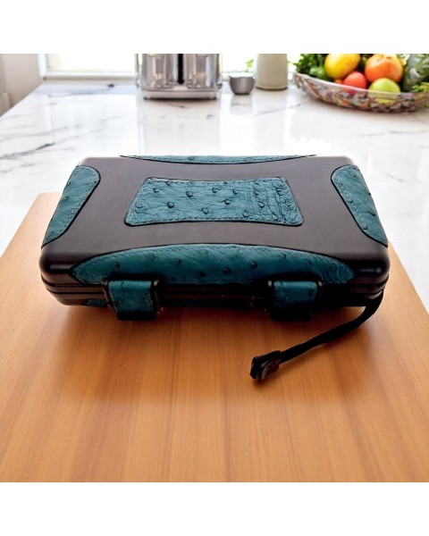 RHEIN CIGAR CASE 5 OSTRICH LEATHER GREEN — Rhein 1905