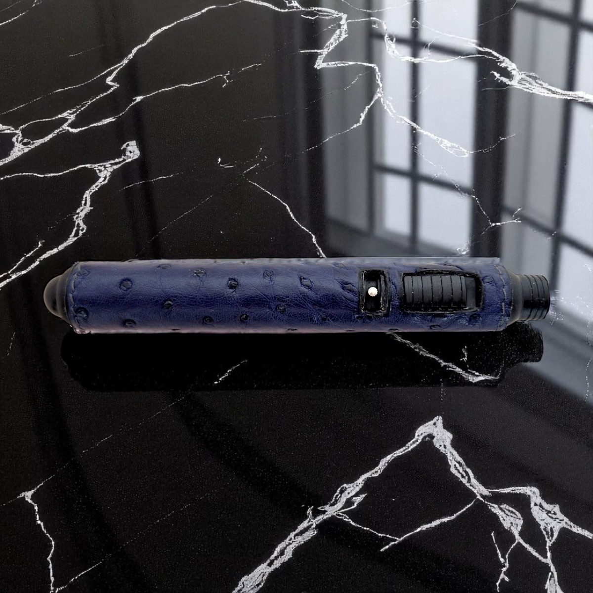 RHEIN LIGHTER WITH OSTRICH LEATHER BLUE — Rhein 1905