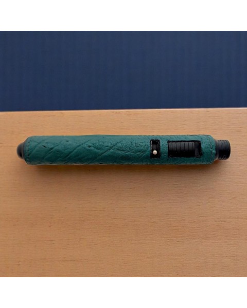 RHEIN LIGHTER WITH OSTRICH LEATHER GREEN — Rhein 1905