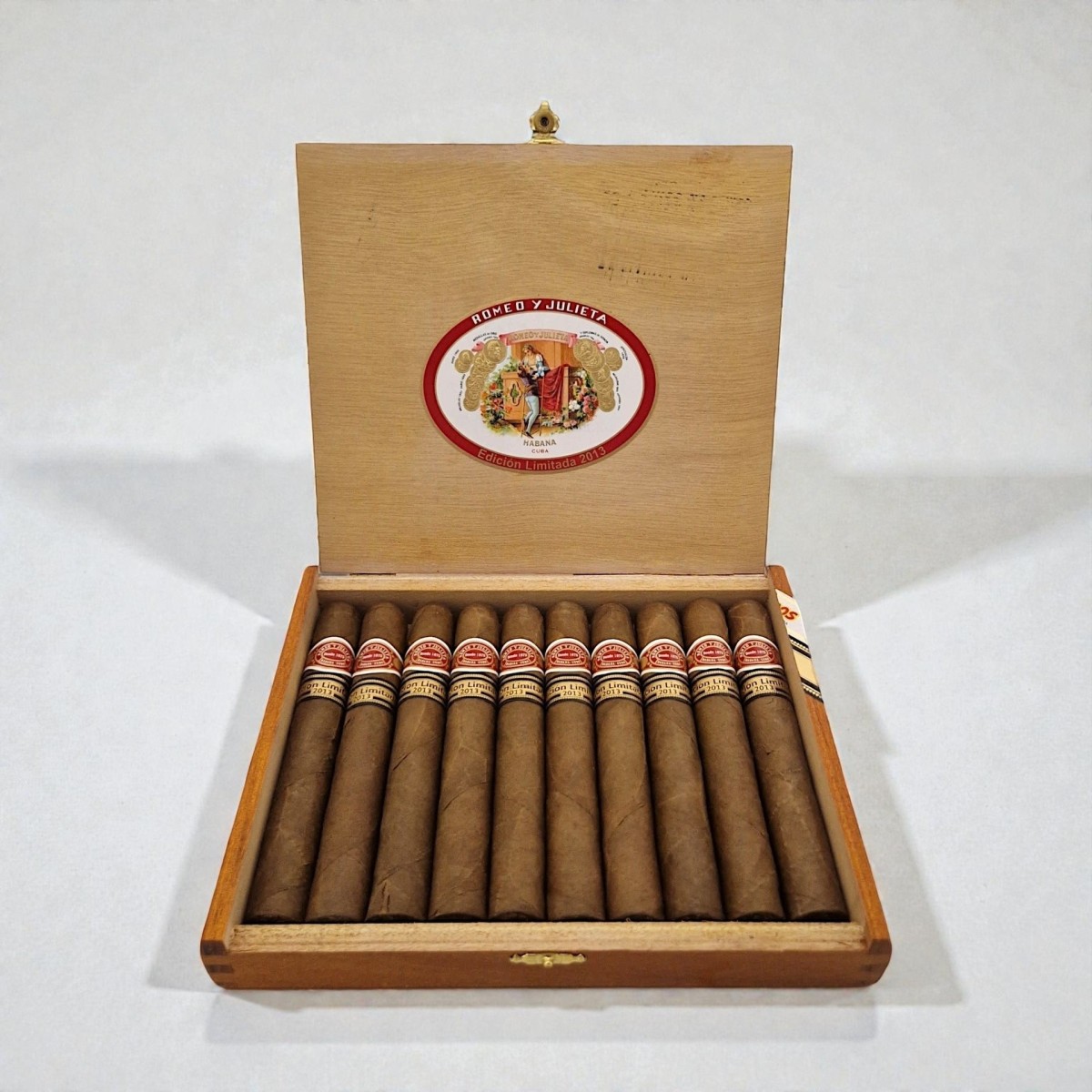 ROMEO DE LUXE 3 EDITION LIMITEE 2013 — Rhein 1905