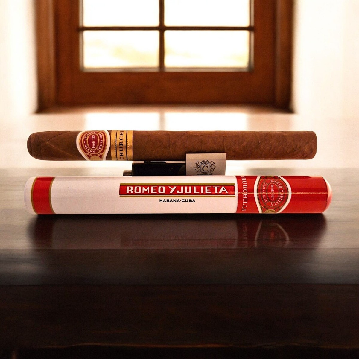 ROMEO Y JULIETA CHURCHILL / 25'S — Rhein 1905