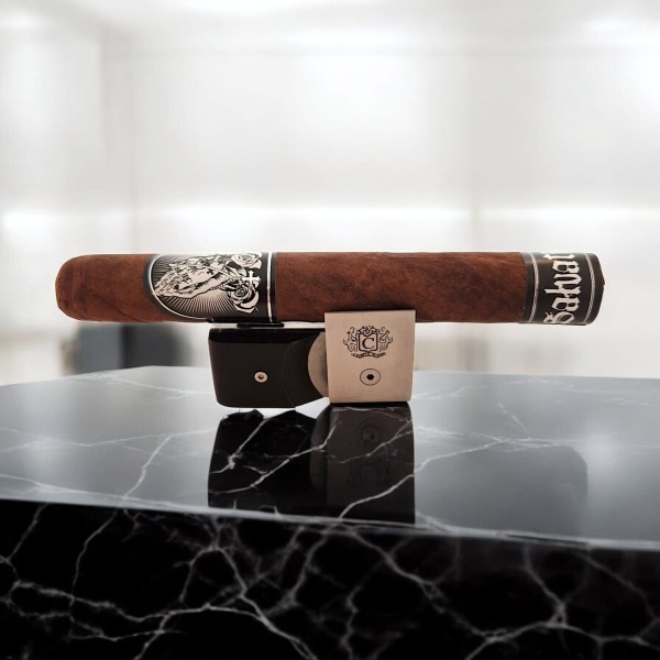 BLACK LABEL SALVATION TORO — Rhein 1905