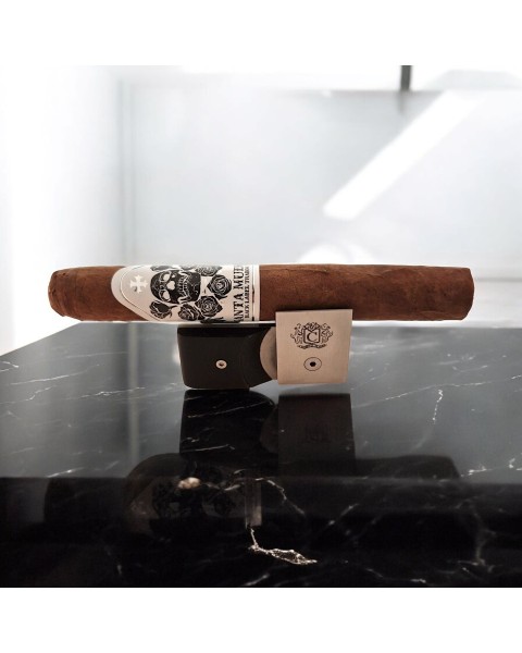 BLACK LABEL SANTA MUERTE CORONA GORDA 5,5X48 — Rhein 1905